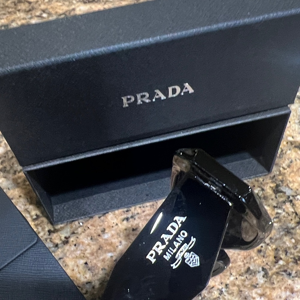 BRAND NEW Auth.Prada Glossy Black unisex  Sunglasses